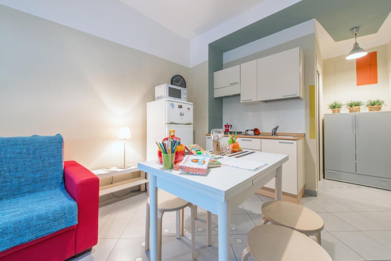 Babyaccommodation Family Sea & Box Pietra Ligure Exteriör bild